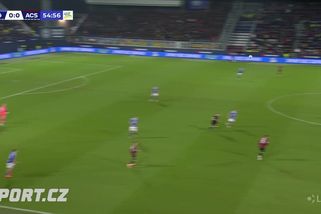 Komise k situaci v Jablonci: Penalta se správně nekopala, ale mohla. Řešil se i zákrok v šestnáctce Sparty - Sport.cz